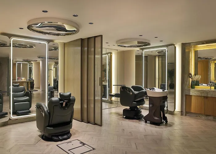 Shangri-La Eros New DelhiSpa Hotel